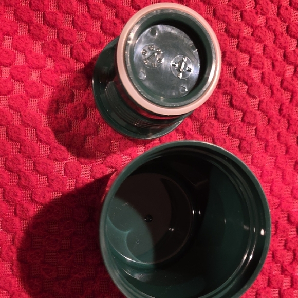 Vintage Stanley Green Thermos - Picture 4 of 5